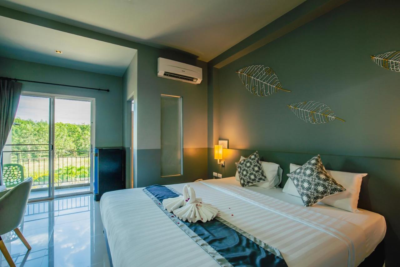 The Rubber Hotel Phuket Thalang Eksteriør billede