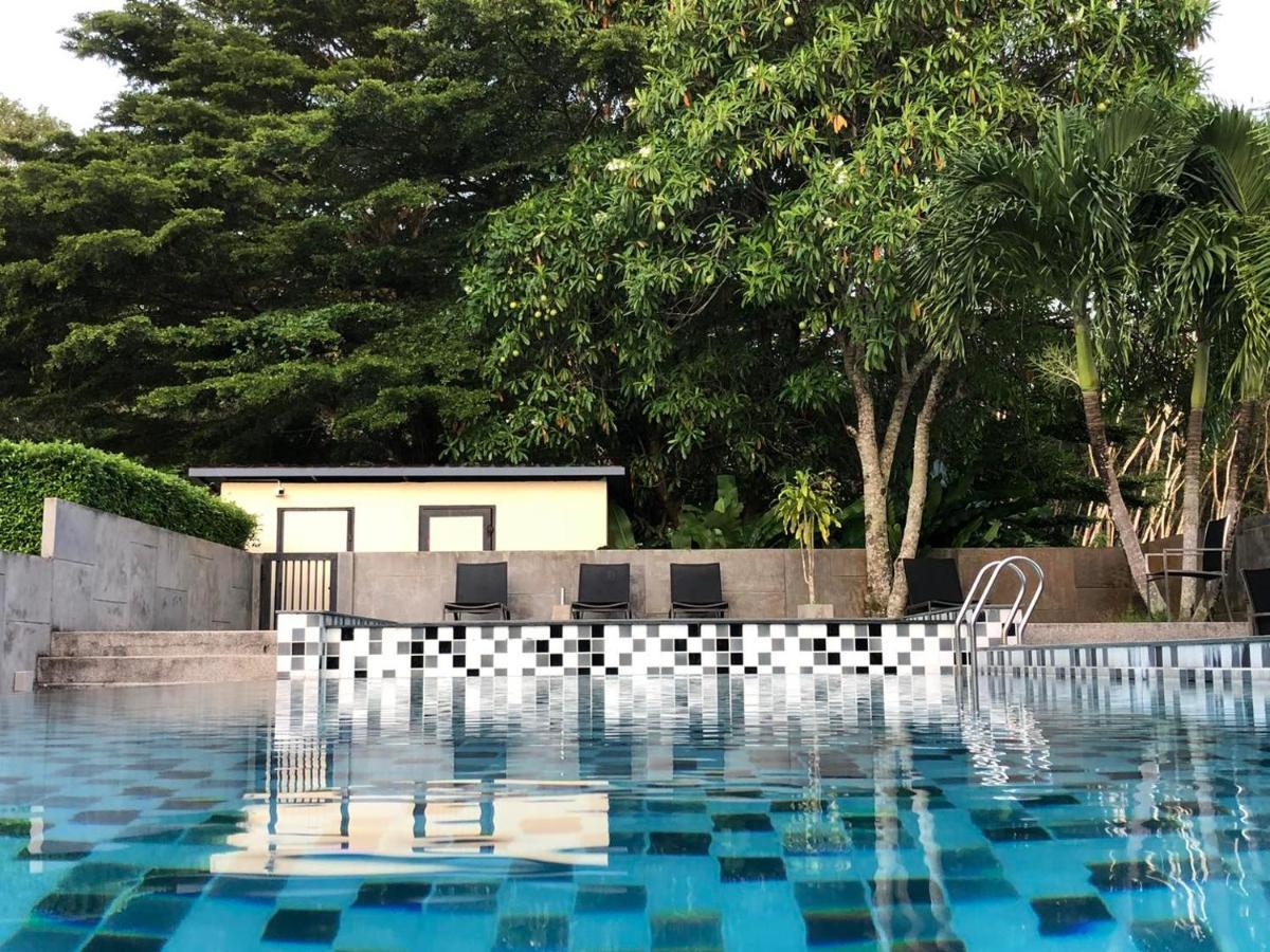 The Rubber Hotel Phuket Thalang Eksteriør billede