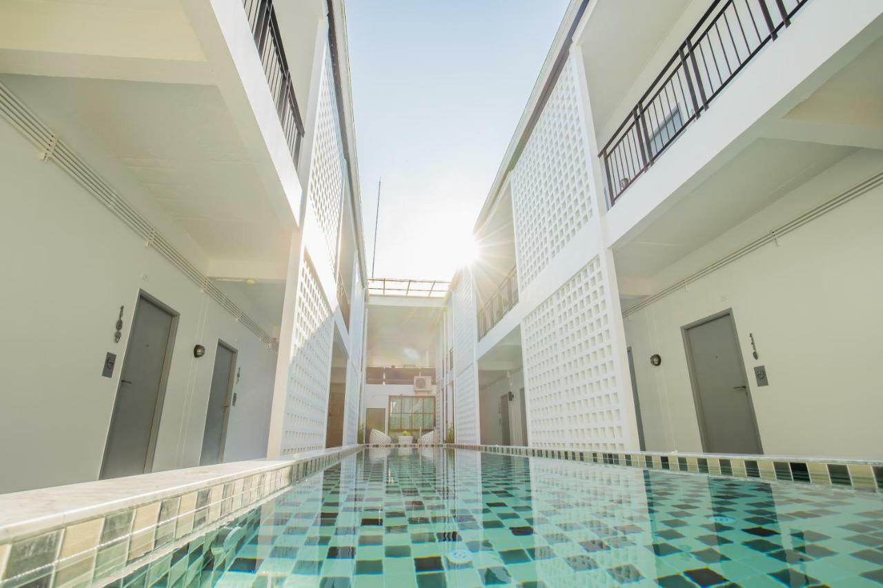 The Rubber Hotel Phuket Thalang Eksteriør billede